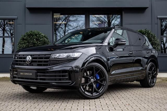 Zwart Gebruikt 2024 VW Touareg R SUV | € 89.000 - Afbeelding 1/4