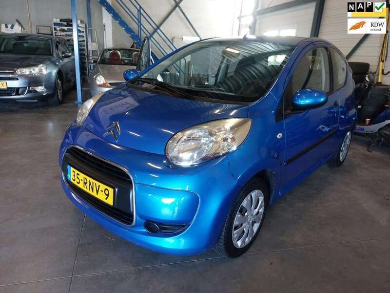 Blauw Gebruikt 2011 Citroën C1 SELECTION Hatchback | € 2.100 (Goede deal) - Afbeelding 1/4