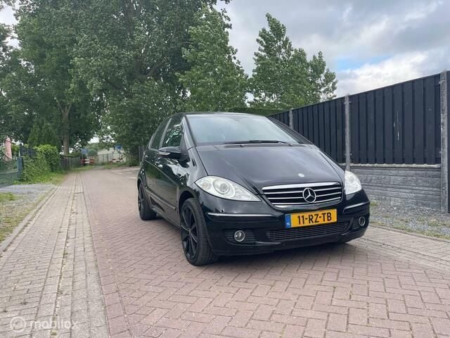 Mpv Occasion 2005 Mercedes A150 Avantgarde MPV | € 1.500 (Goede deal) - Afbeelding 1/4