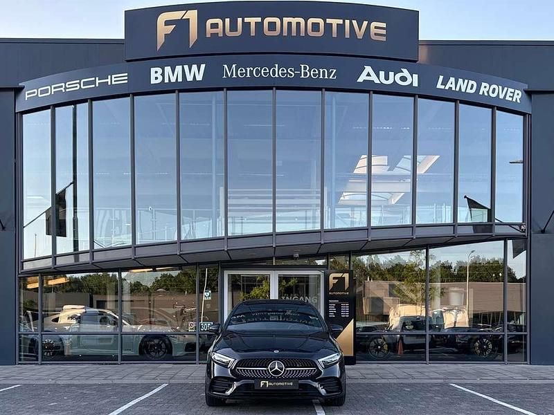 Occasion Mercedes A250 AMG 218 PK (160 kW) 2023 Zwart (metallic) Sedan