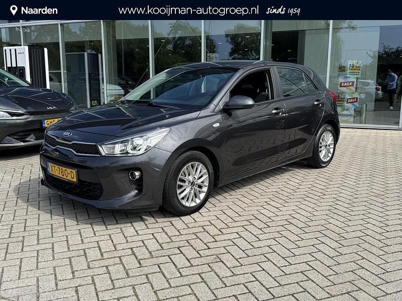 Grijs Gebruikt 2019 Kia Rio Hatchback | € 11.900 (Super prijs) - Afbeelding 1/4