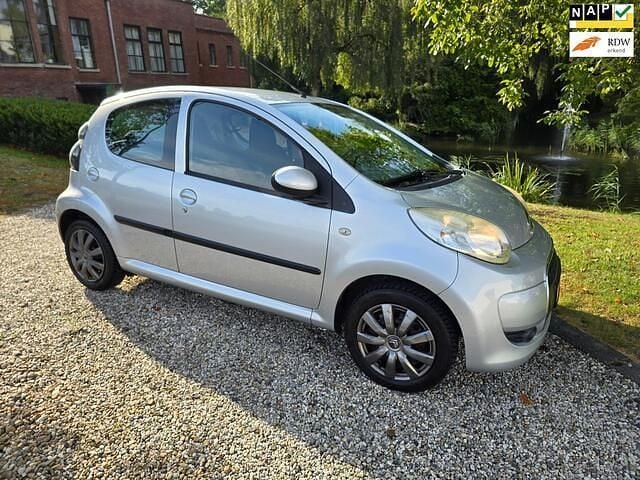 Grijs Gebruikt 2009 Citroën C1 Hatchback | € 2.499 (Eerlijke prijs) - Afbeelding 1/4