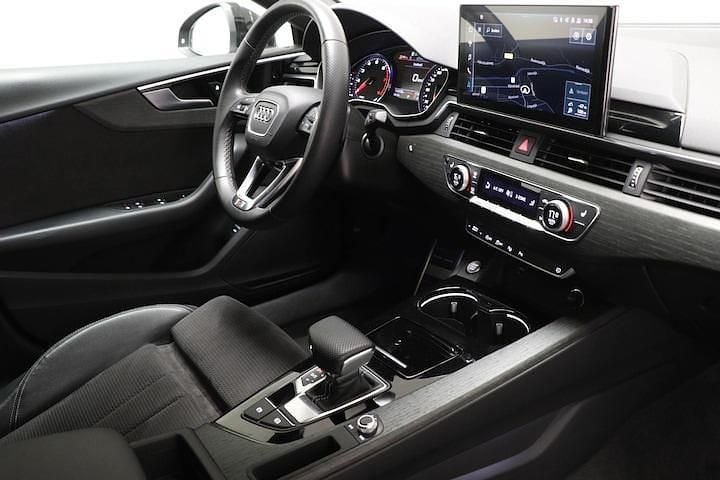 Occasion Audi A5 Sportback S-Line 2021 Zwart (metallic) Hatchback