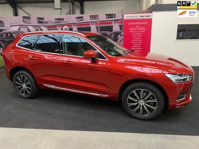 Oranje Gebruikt 2017 Volvo XC60 Inscription SUV | € 33.500 (Duur) - Afbeelding 1/4