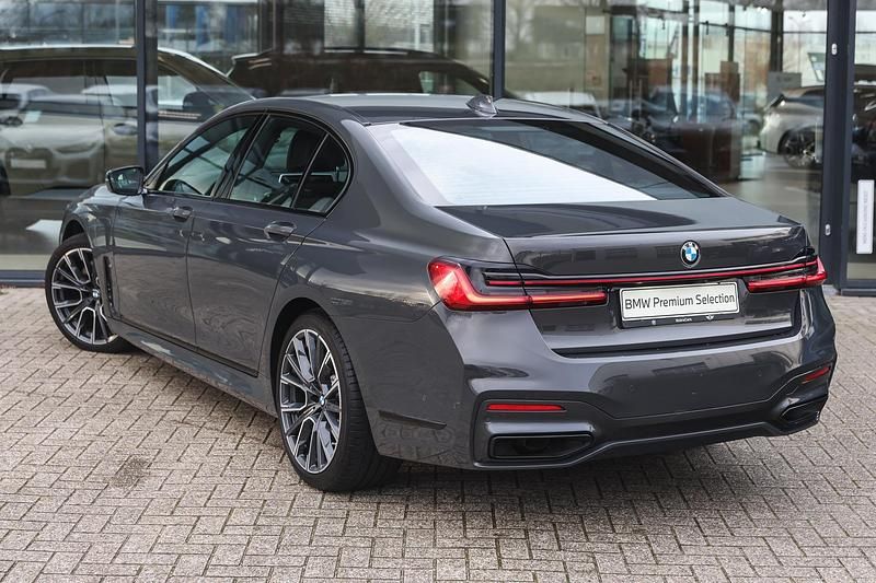 Occasion BMW 745e Comfort Edition 394 PK (289 kW) 2020 Grijs Sedan