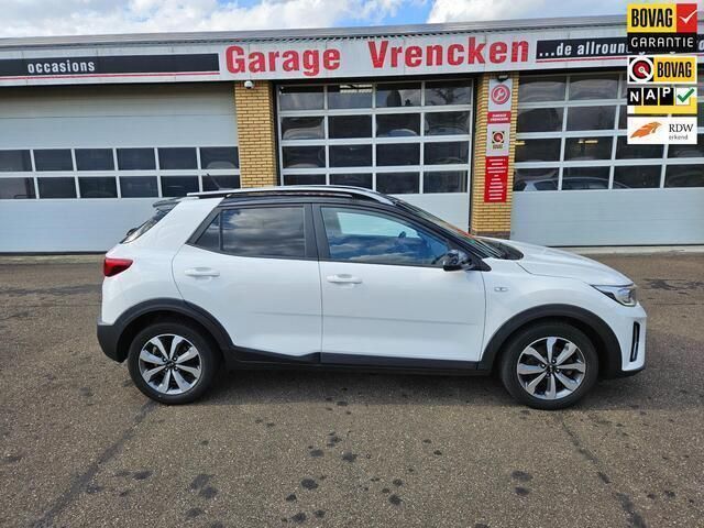 Wit Gebruikt 2021 Kia Stonic SUV | € 18.750 (Eerlijke prijs) - Afbeelding 1/4