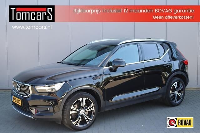 Zwart Gebruikt 2020 Volvo XC40 Inscription SUV | € 29.950 (Goede deal) - Afbeelding 1/3