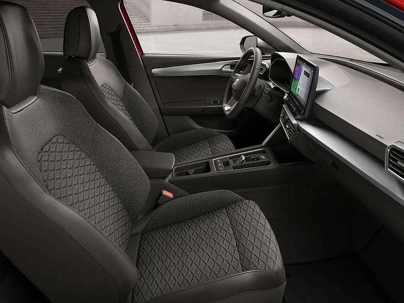 Nieuw Seat Leon Business 204 PK (150 kW) 2025 Zwart Hatchback