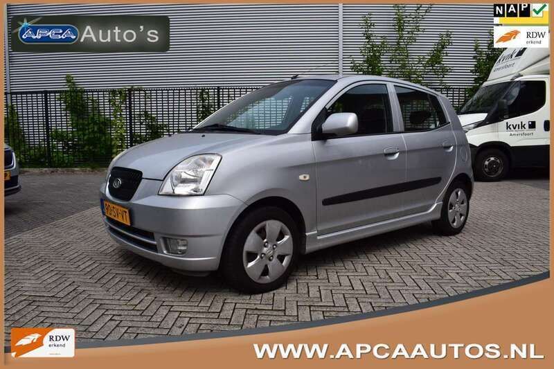 Grijs, metallic lak Gebruikt 2006 Kia Picanto 3 Hatchback | € 1.645 (Eerlijke prijs) - Afbeelding 1/4