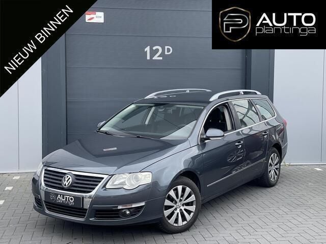 Grijs Gebruikt 2009 VW Passat Comfortline Stationwagen | € 3.445 (Eerlijke prijs) - Afbeelding 1/4