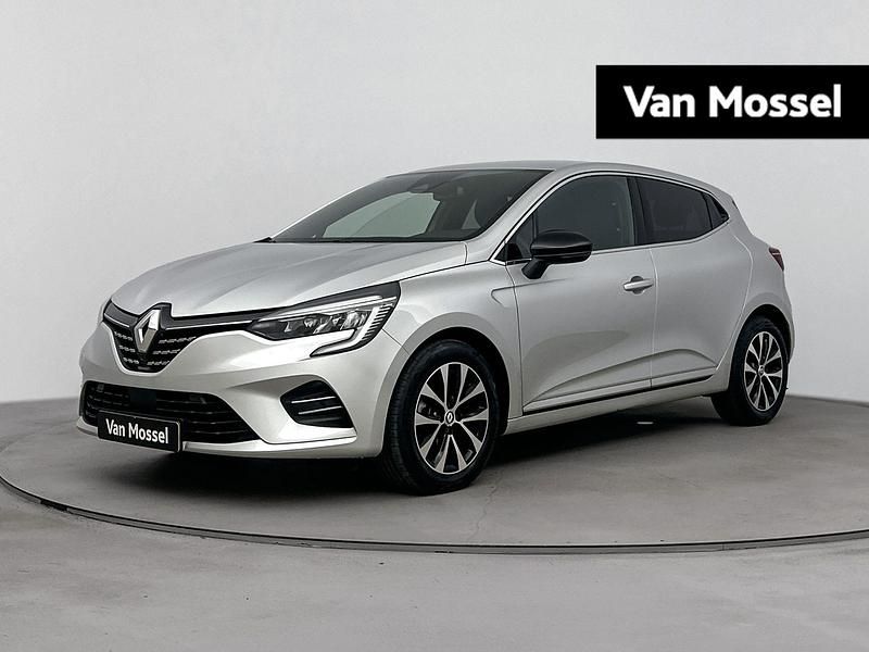 Grijs Gebruikt 2023 Renault Clio V Techno Hatchback | € 18.435 (Eerlijke prijs) - Afbeelding 1/4