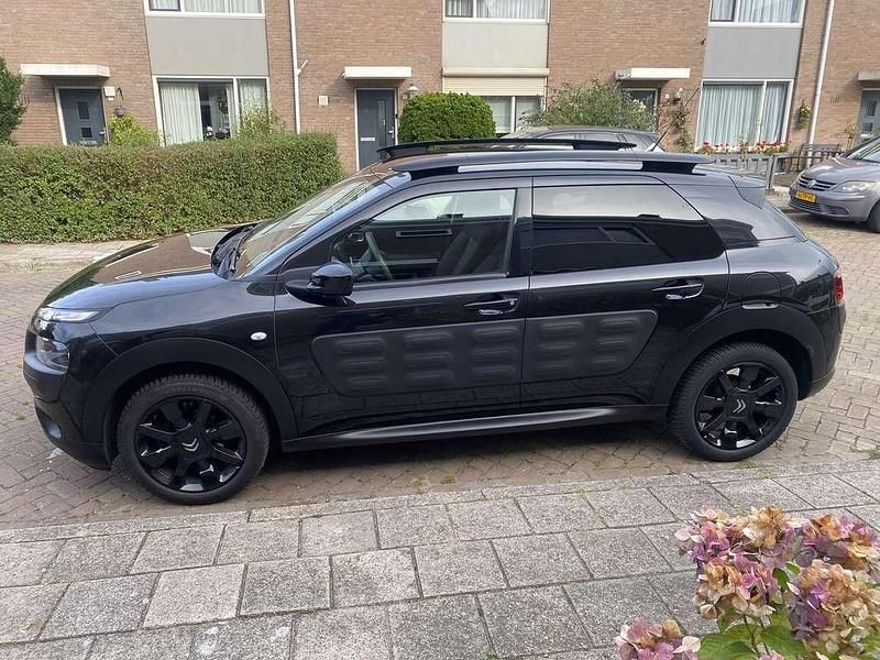 Occasion Citroën C4 Cactus PureTech 82 PK (60 kW) 2017 Zwart Hatchback
