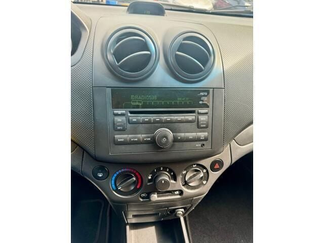 Occasion Chevrolet Aveo 84 PK (61 kW) 2010 Grijs, metallic lak Hatchback