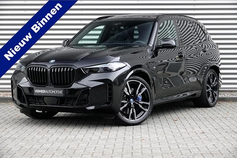 Zwart Gebruikt 2024 BMW X5 Performance SUV | € 96.900 (Eerlijke prijs) - Afbeelding 1/4