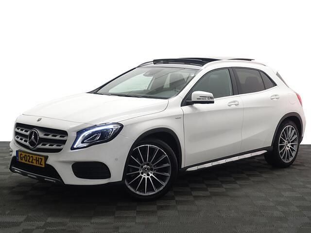 Occasion Mercedes GLA180 AMG Line Premium Plus 122 PK (89 kW) 2019 Wit metallic SUV