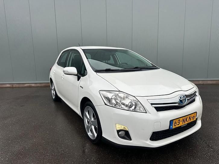 Occasion Toyota Auris 99 PK (72 kW) 2010 Wit Hatchback