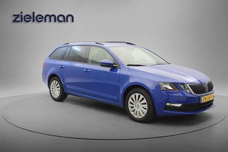 Blauw Gebruikt 2019 Skoda Octavia Ambition Stationwagen | € 12.845 (Goede deal) - Afbeelding 1/4
