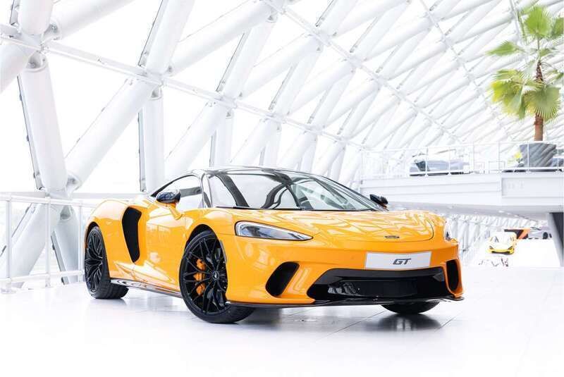 Oranje Nieuw 2025 McLaren GT Coupé | € 289.950 - Afbeelding 1/4