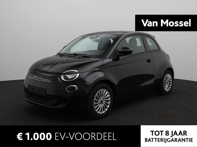 Zwart Gebruikt 2023 Fiat 500e Urban Hatchback | € 26.995 (Duur) - Afbeelding 1/4