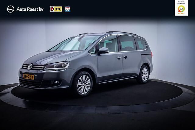 Grijs Occasion 2019 VW Sharan Comfortline MPV | € 29.750 (Eerlijke prijs) - Afbeelding 1/4