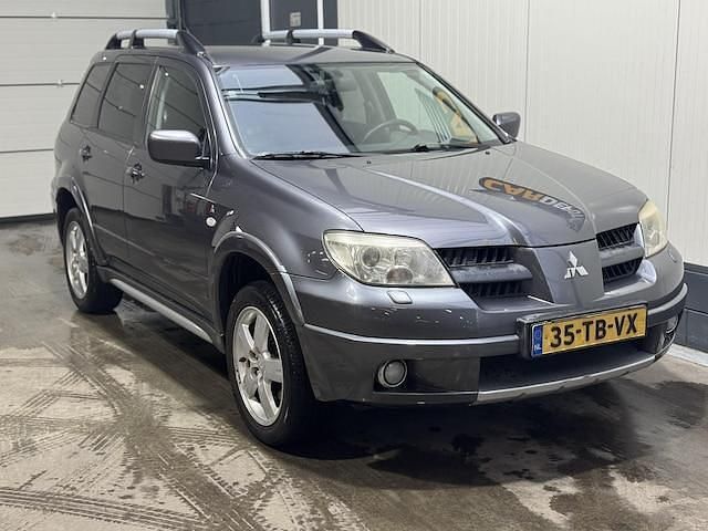 Occasion Mitsubishi Outlander Invite 161 PK (118 kW) 2006 Grijs SUV