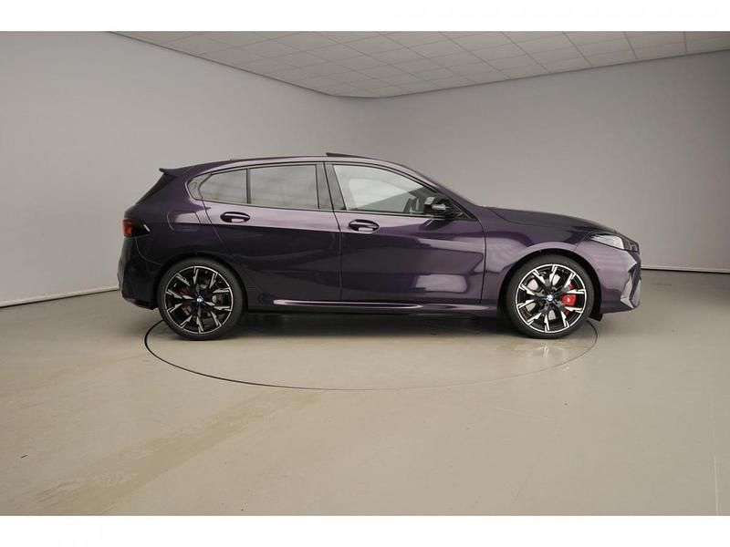 Occasion BMW 120 156 PK (114 kW) 2026 Paars Hatchback
