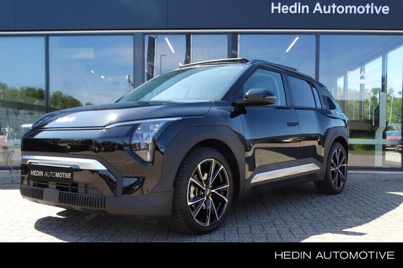 Zwart Gebruikt 2025 Kia EV3 4 SUV | € 44.945 - Afbeelding 1/4