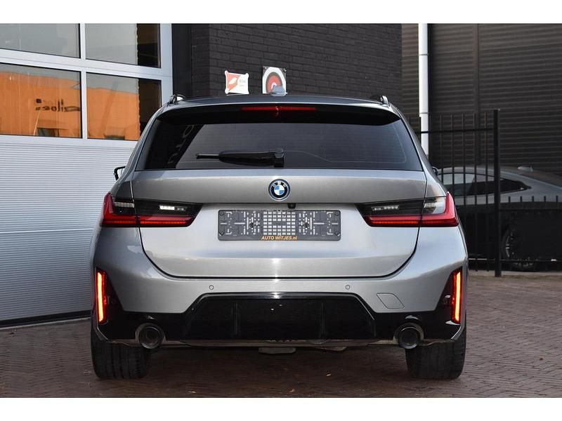 Occasion BMW 330 M Sport 293 PK (215 kW) 2023 Grijs Stationwagen