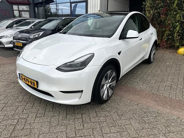 Wit Occasion 2024 Tesla Model Y Long Range AWD SUV | € 34.950 (Eerlijke prijs) - Afbeelding 1/4