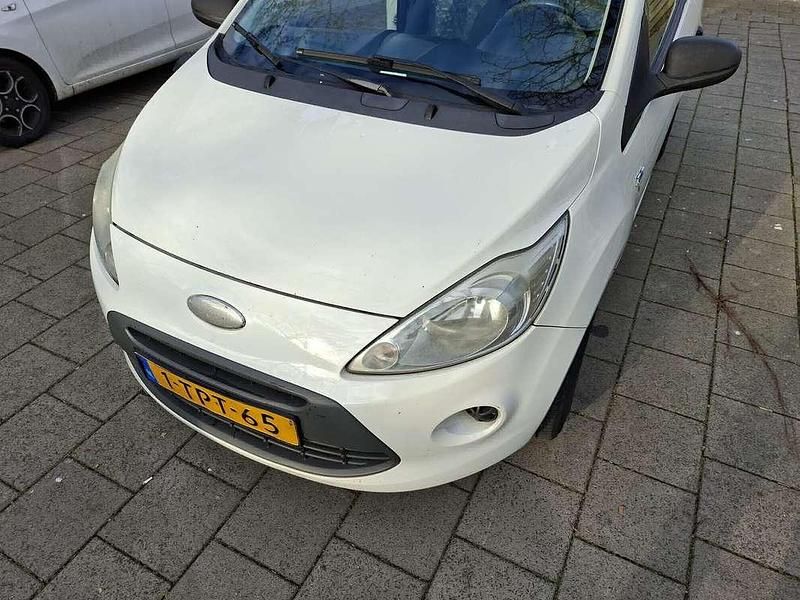 Occasion Ford Ka Trend 69 PK (50 kW) 2009 Wit Hatchback