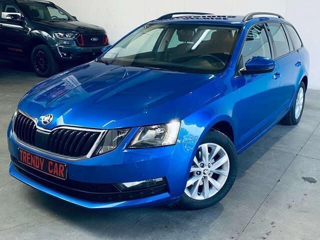 Blauw Gebruikt 2020 Skoda Octavia Stationwagen | € 13.950 (Super prijs) - Afbeelding 1/4