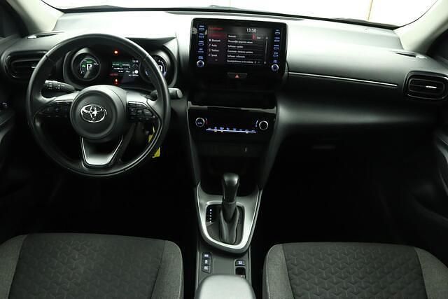 Occasion Toyota Yaris Cross Active 116 PK (85 kW) 2023 Grijs SUV