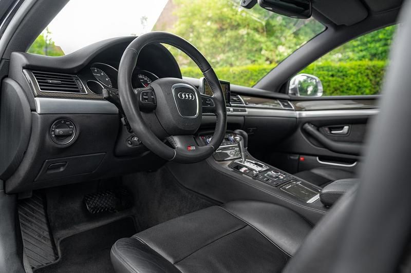 Occasion Audi S8 Advanced Plus 451 PK (331 kW) 2007 Zwart Sedan