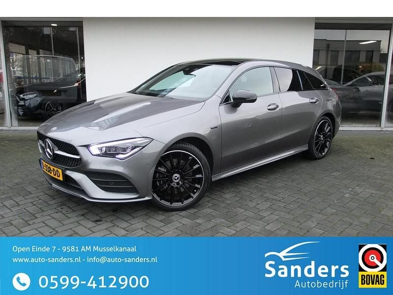Grijs Gebruikt 2021 Mercedes CLA250e Shooting Brake Premium Plus Stationwagen | € 29.990 (Goede deal) - Afbeelding 1/4