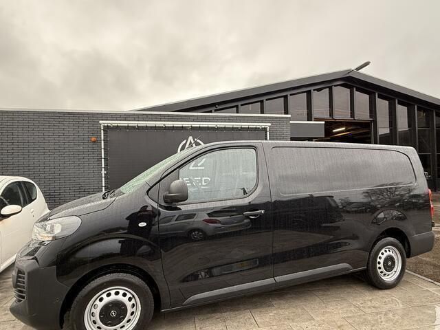 Zwart Nieuw 2024 Opel Vivaro S Van | € 32.500 (Iets duurder) - Afbeelding 1/4