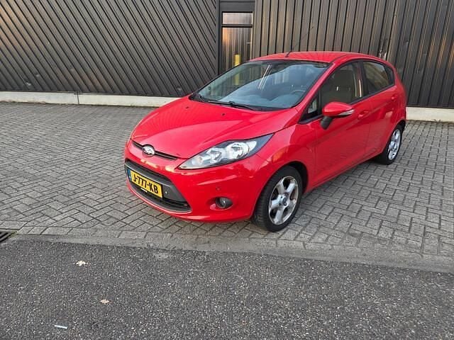 Occasion Ford Fiesta Trend 82 PK (60 kW) 2011 Rood Hatchback