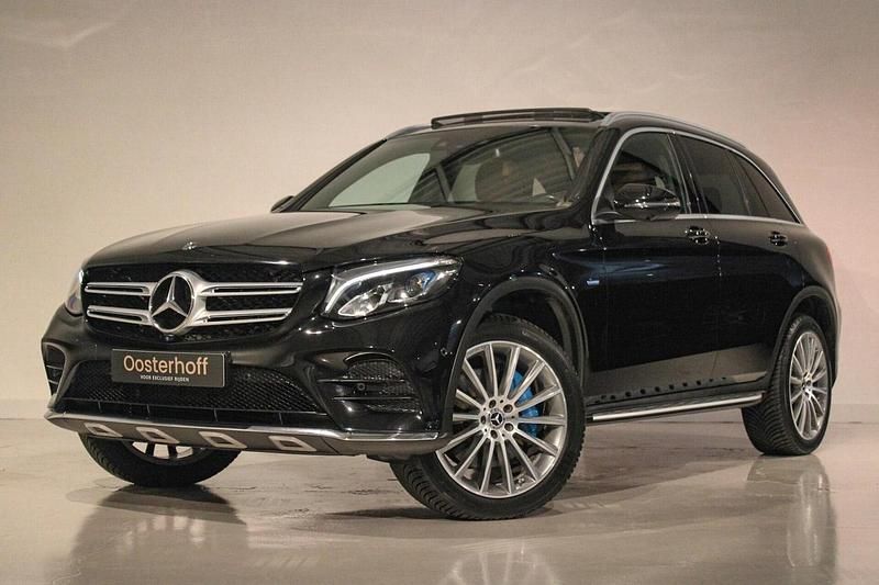 Zwart Gebruikt 2017 Mercedes GLC350 AMG line SUV | € 32.990 (Iets duurder) - Afbeelding 1/4