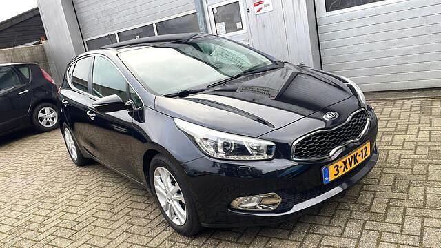 Occasion Kia Ceed 135 PK (99 kW) 2014 Zwart Hatchback