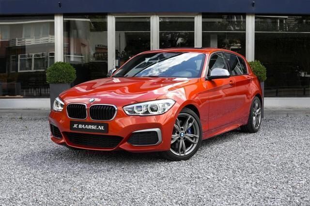 Oranje Gebruikt 2017 BMW M140 M Sport Hatchback | € 39.950 (Eerlijke prijs) - Afbeelding 1/4
