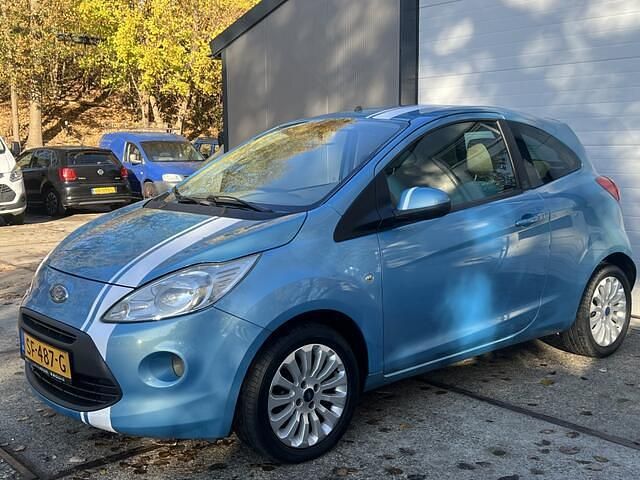 Blauw Gebruikt 2009 Ford Ka Trend Hatchback | € 1.995 (Eerlijke prijs) - Afbeelding 1/4