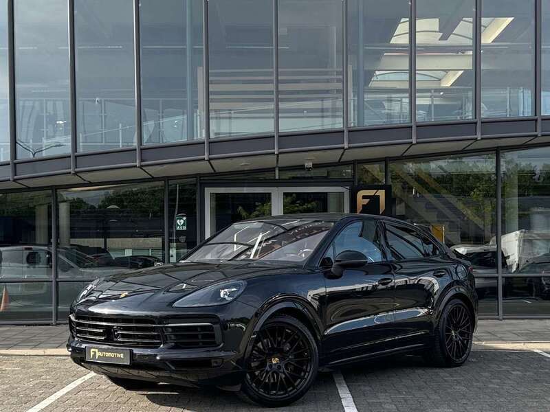 Zwart, metallic lak Gebruikt 2021 Porsche Cayenne Chrono SUV | € 79.900 (Iets duurder) - Afbeelding 1/4
