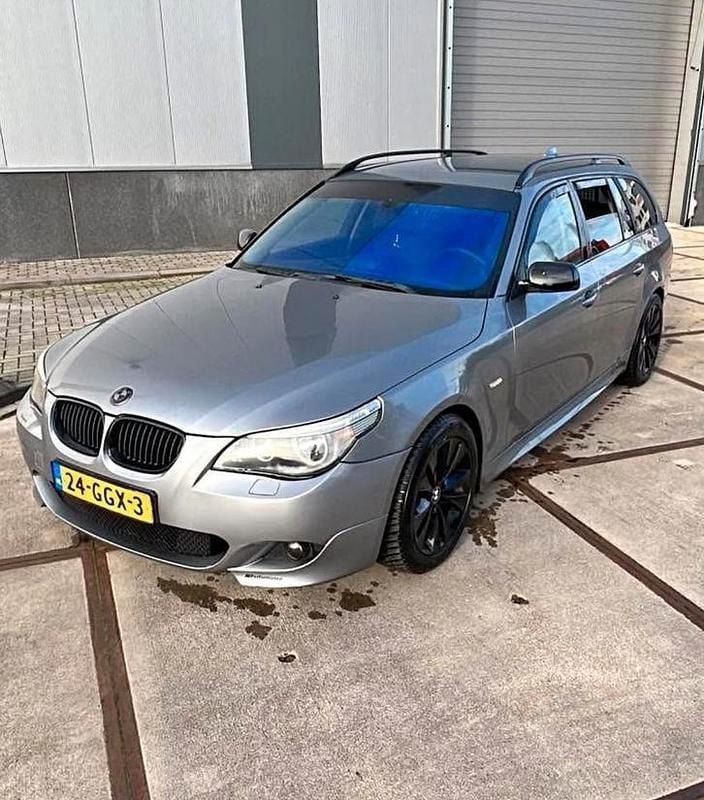 Occasion 2004 BMW 525 M Sport Stationwagen | € 3.950 (Eerlijke prijs) - Afbeelding 1/4