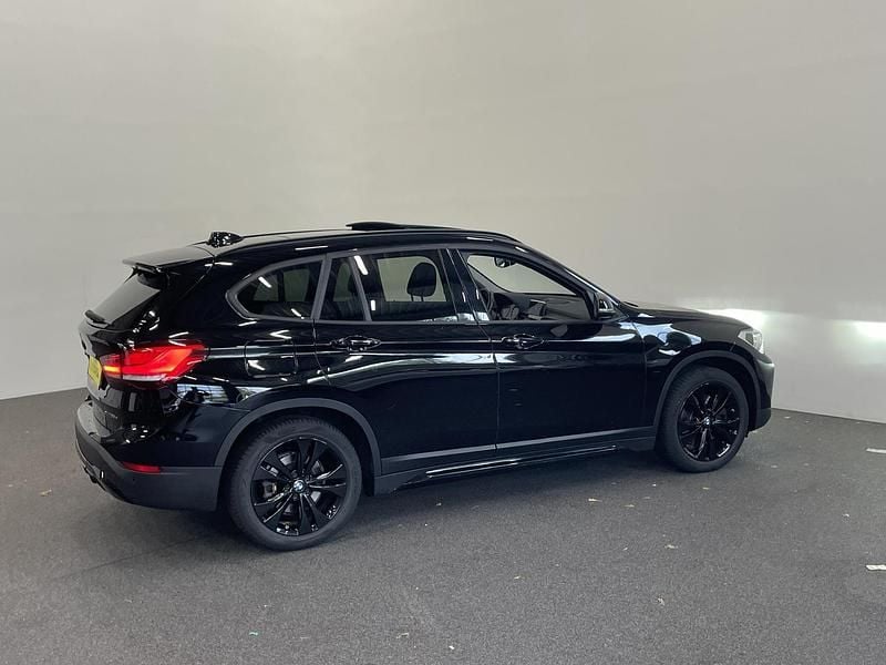 Occasion BMW X1 Sport Line 221 PK (162 kW) 2021 Zwart SUV
