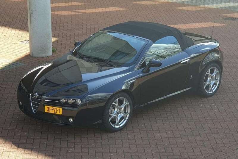 Zwart Gebruikt 2008 Alfa Romeo Spider Cabriolet | € 7.950 - Afbeelding 1/4