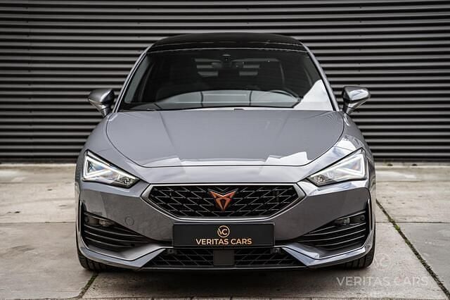 Occasion Cupra Leon 150 PK (110 kW) 2022 Grijs Stationwagen