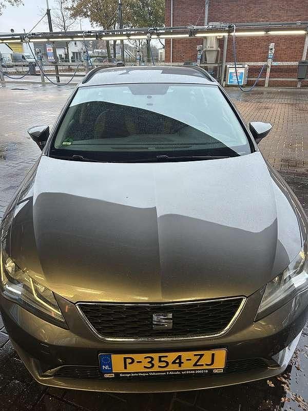 Gebruikt 2015 Seat Leon ST Style Stationwagen | € 4.950 (Super prijs) - Afbeelding 1/4