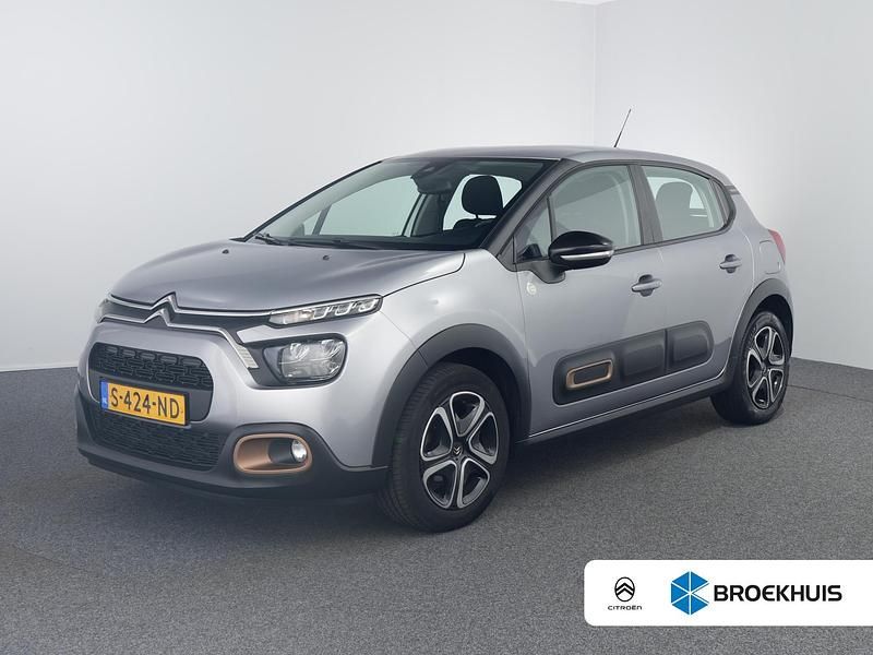 Grijs Gebruikt 2023 Citroën C3 PureTech Hatchback | € 15.400 (Eerlijke prijs) - Afbeelding 1/4