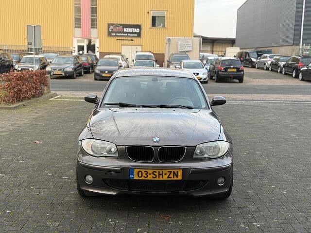 Occasion BMW 118 129 PK (94 kW) 2006 Bruin (metallic) Hatchback