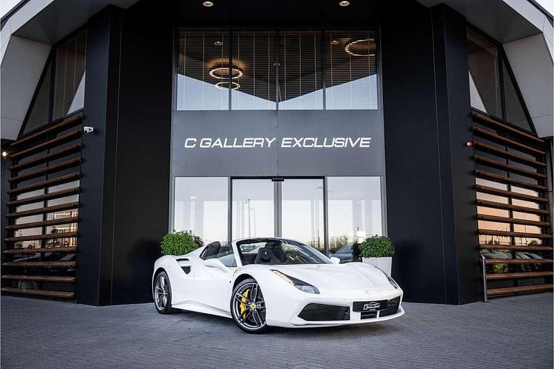Wit Gebruikt 2018 Ferrari 488 Cabriolet | € 269.995 (Duur) - Afbeelding 1/4