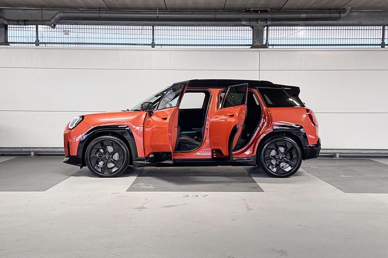 Occasion Mini Aceman 160 kW (218 PK) 2025 Rebel red SUV